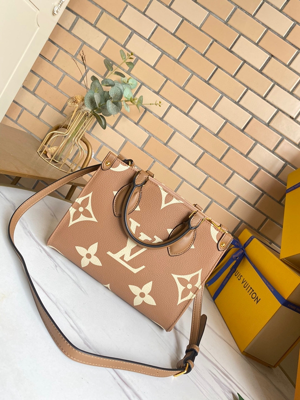 ルイヴィトンバッグ側面デザイン